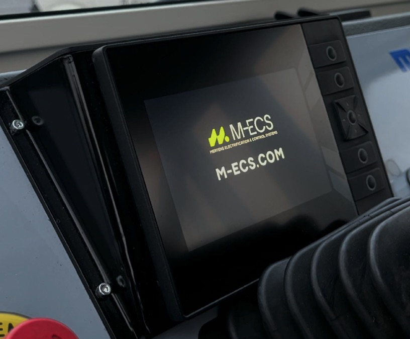 Electrified cargo tow tractor COMET 6e - Mertens Electrification & Control Systems | M-ECS